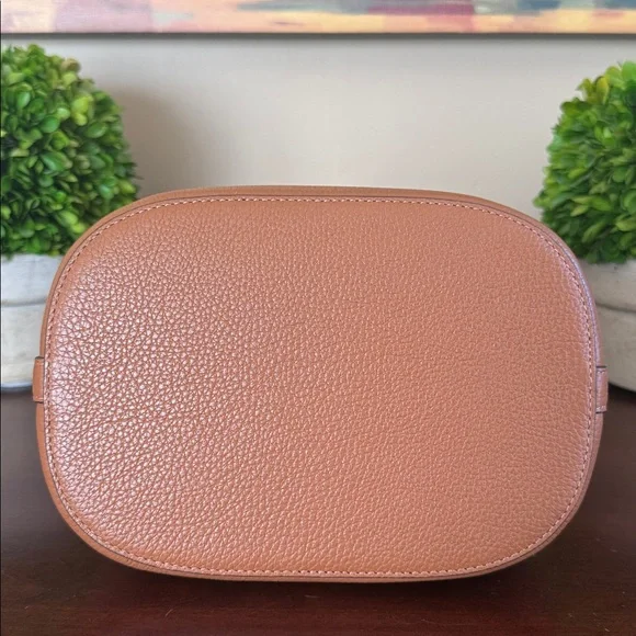 KATE SPADE ♠️ New York 🤎Leila🤎LEATHER CONVERTIBLE SMALL BUCKET BAG 🌟EUC🌟 - Picture 12 of 17